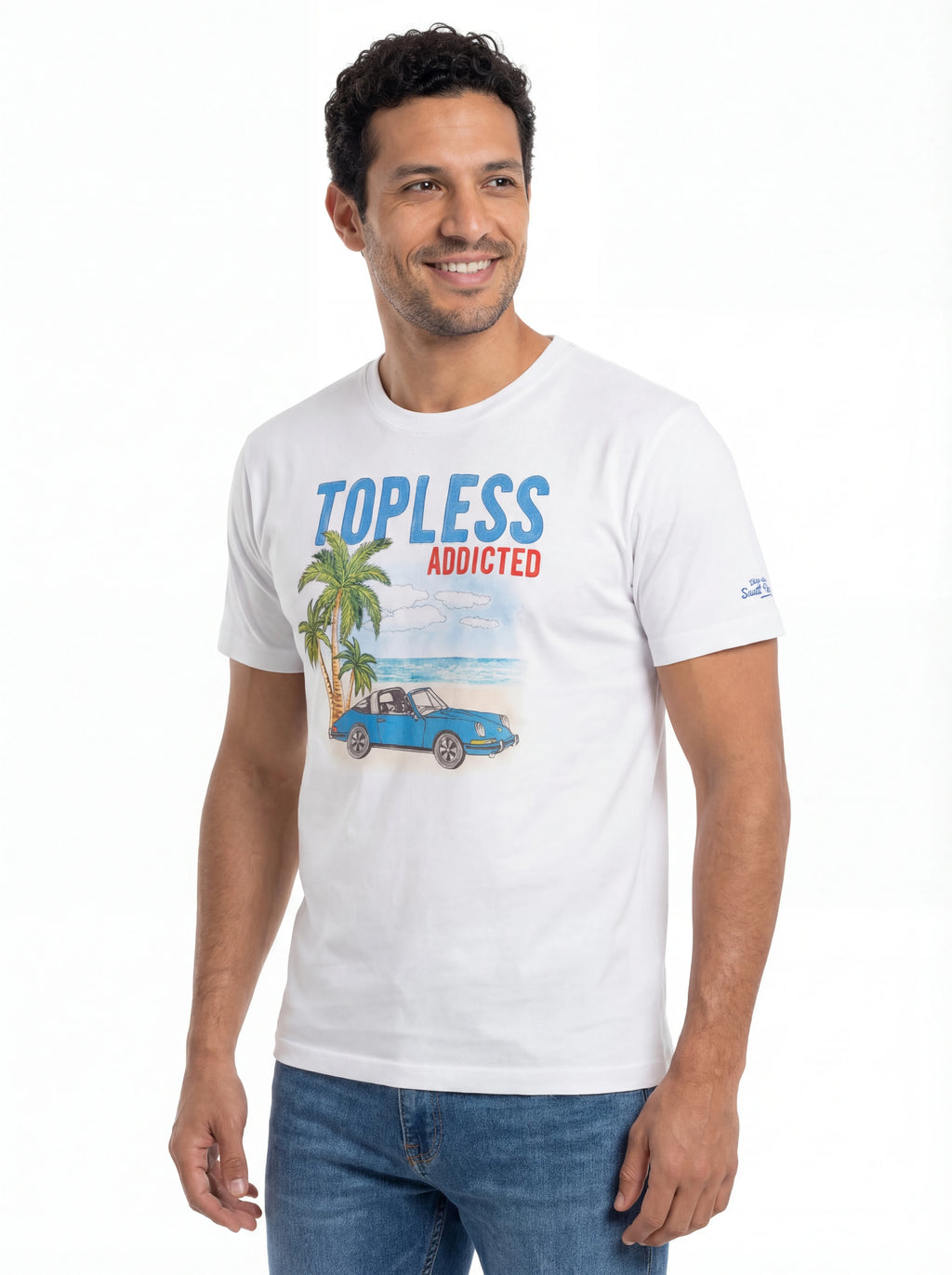 T-shirt su sfondo neutro frontale t-shirt bianco scritta “Topless Addicted” Saint Barth cotone