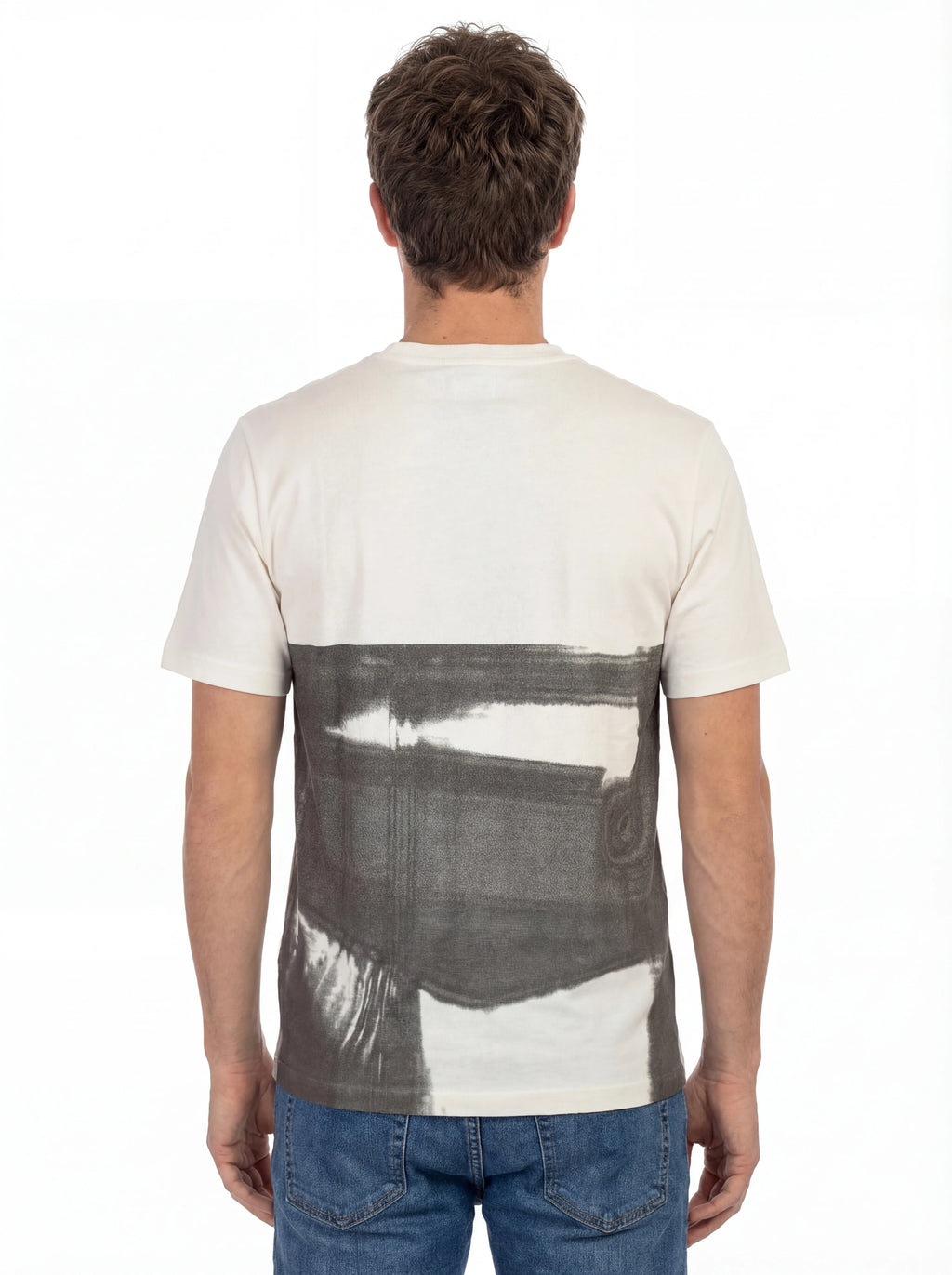 Vista da dietro di t-shirt bianco nan logo Stampa con dettagli chiari