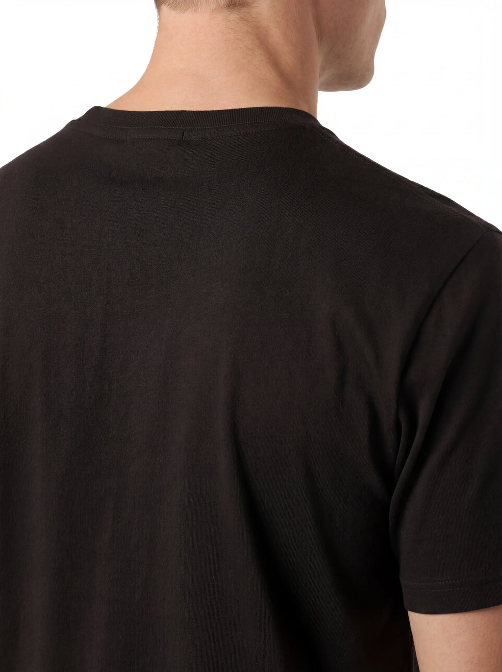 Vista da dietro di t-shirt nero nan logo ricamato logo patch logo Ricamato Patch cotone