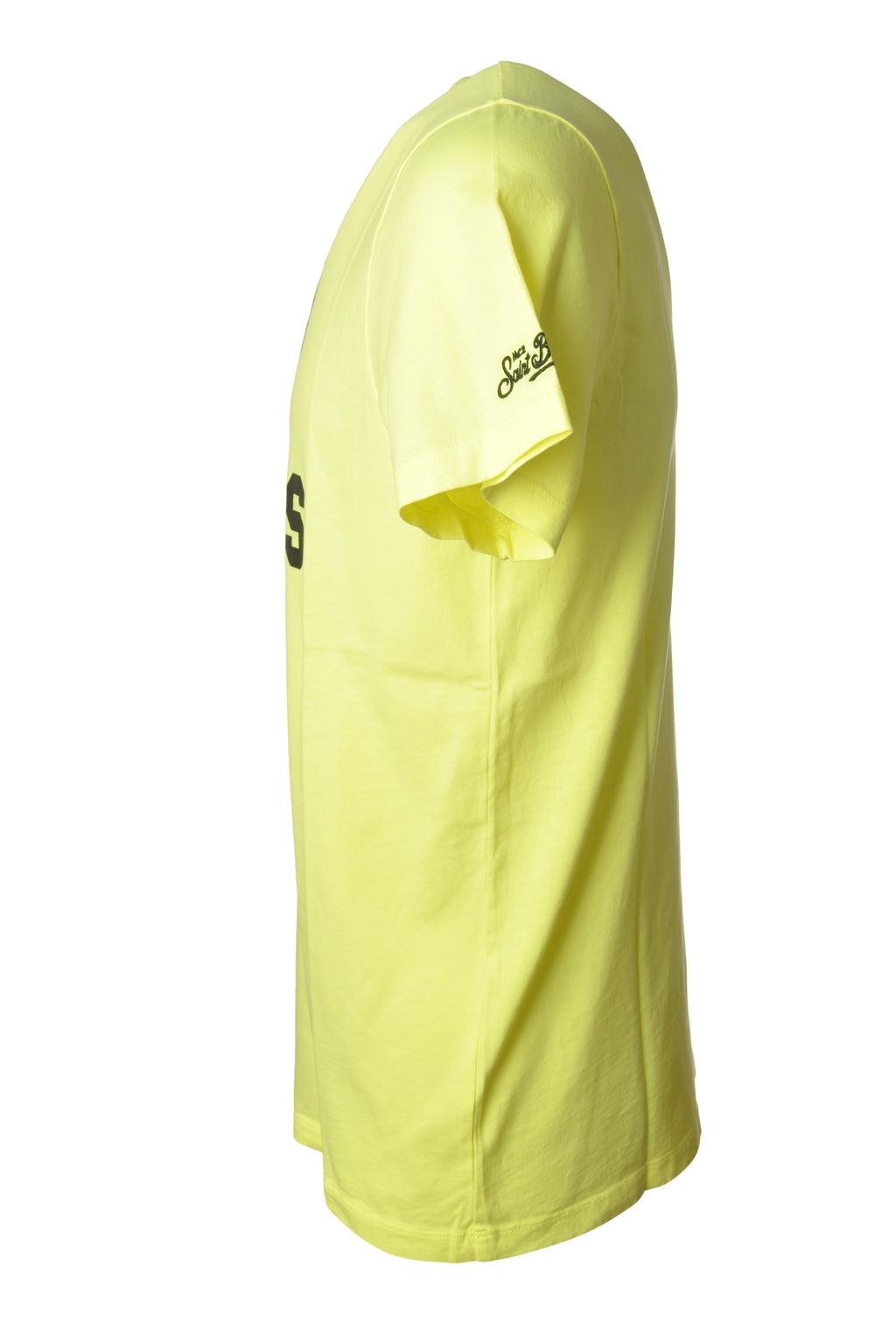 Close-up dettagli t-shirt giallo fluo scritta “Ibiza vs Mykonos” Saint Barth cotone
